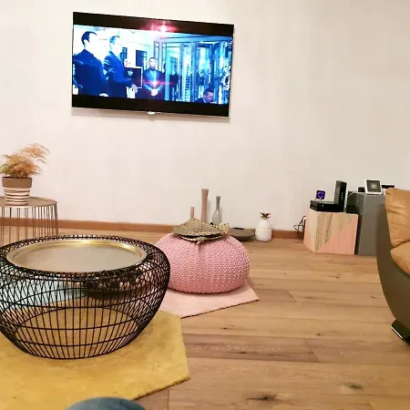Maison De Charme A Avec Jardin Et Jacuzzi 3*